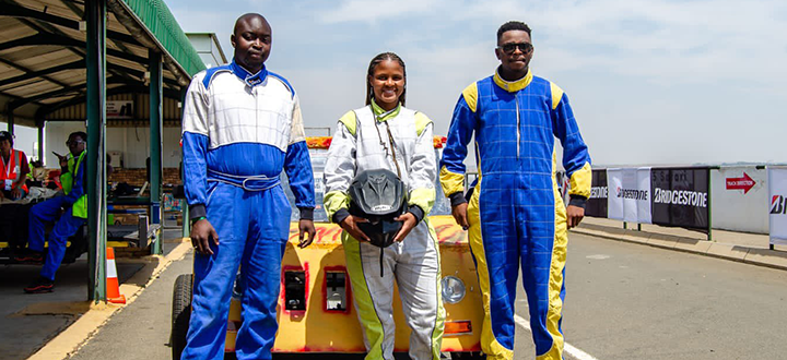 unisa's tweet photo. Unisa’s solar-powered car shines at the Bridgestone Ilanga Cup. https://t.co/ML7KyPbuJf
#Unisa150 #UnisaCSET #UniSolar https://t.co/ZeJBOgIHTM