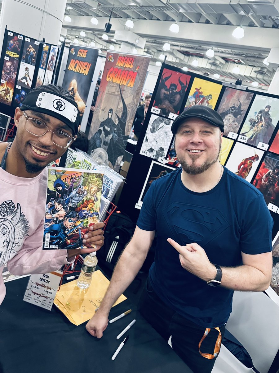 Maxzilla35's tweet photo. #NYCC2023 https://t.co/F31Vpq3PoO