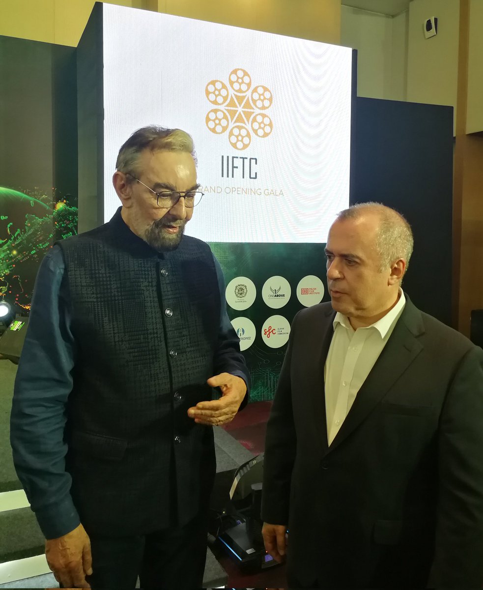 TC_MumbaiBK's tweet photo. 🎬 Consul General Cüneyt Yavuzcan had a fruitful discussion with acclaimed film producer Imtiaz Ali and veteran Bollywood actor Kabir Bedi. They explored possibilities of joint film production between #India and #Türkiye during the IIFTC Awards ceremony.🇮🇳🇹🇷 #IIFTC https://t.co/h4E7kQcwiv