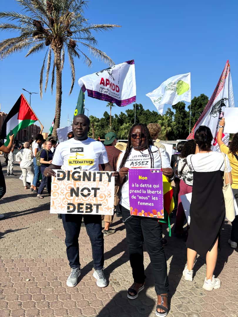Coordo_'s tweet photo. Nous avons participé à la marche de protestation contre la dette illégitime qui renforce les inégalités sociales dans le monde a #Marrakech
#countersummit #DebtForClimate
#CancelTheDebt
#EndFossilFuelsFinance
#EndFossilFuels
#TaxTheRich #PeoplesAlternatives
#FightInequality https://t.co/YtZLib8phn