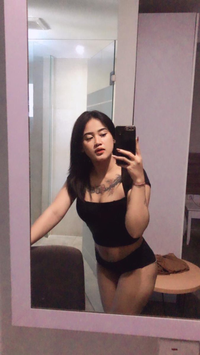 rarasunda's tweet photo. Rara udah ready ya, yuk yg di kuta legian dewi sri dan sekitarnya yang mau ketemu rara mumpung deket nih #availbali #readybali #expobali #bobali #balibirahi #balicod #baliescort #baliinclude #balibo https://t.co/RdgCvwb6y3