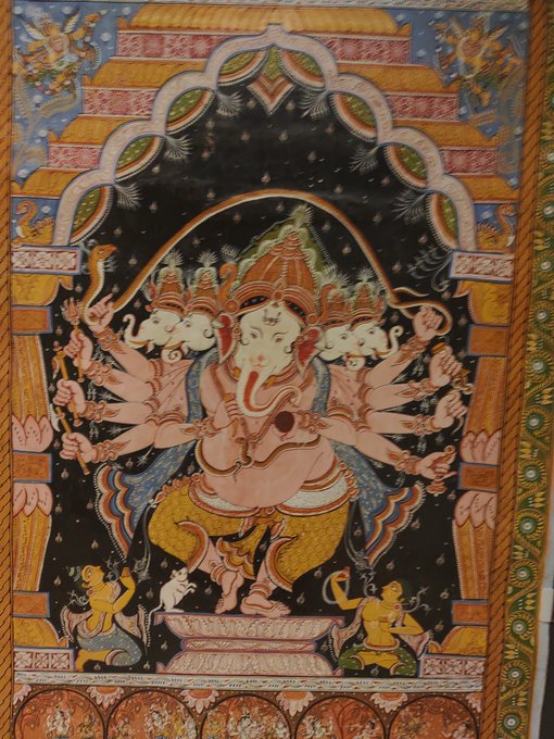 ほんと象と多腕好きねえ... 