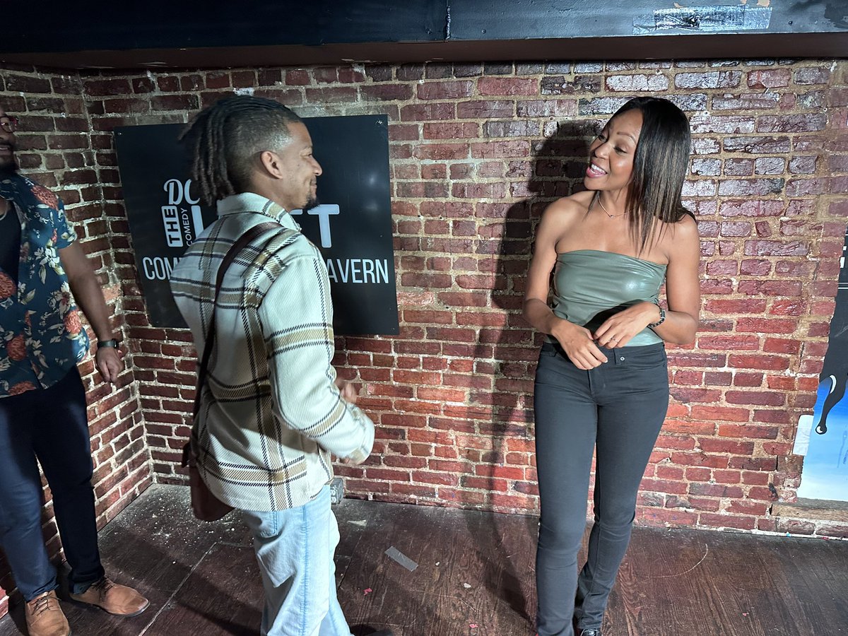 IsaiahShowell's tweet photo. So I met one of my favorite humans Ms. @_Amberia If you haven’t seen her set you’re in for a treat when you do, she’s hilarious #Montgomery #iykyk #walkingstick #thedennys #amberiaallen #🔥 #comedy https://t.co/SHKNsnhLZ0