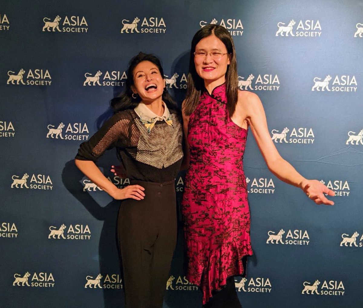 Launching China Books Review at @asiasociety . Come for the masterclass in Resting Bitch Bod. Stay for the 👍😜photobomb by Ambassador Lord in slow-mo. (@yangyang_cheng speaking eloquently & looking 🔥)