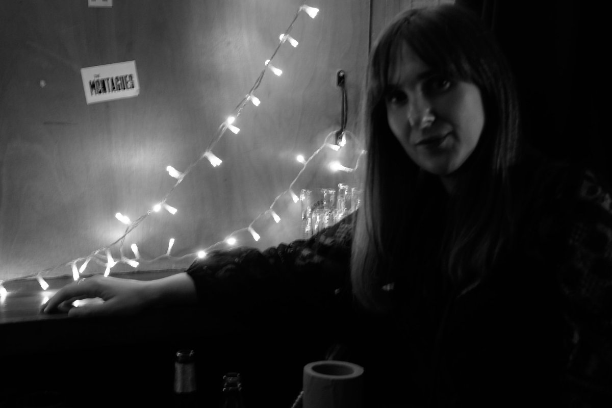 MY SINGLE ‘BLACK AND WHITE’ is out today!! Please listen to it, share it, stream it, playlist it! I am so proud of this song!

ffm.to/blackandwhitea…

📸 <a href="/pollyboltmusic/">Polly Bolton</a>