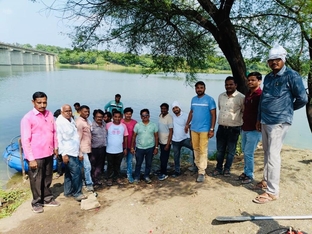 collectornanded's tweet photo. लोहा तालुक्यात चिंचोली, कामळज, येळी, कौडगाव परिसरात अवैध गौण खनिज उत्खनन विरोधी करण्यात आली.
Action against illegal sand mining in Loha Taluka. https://t.co/oFoLGCZ6XT