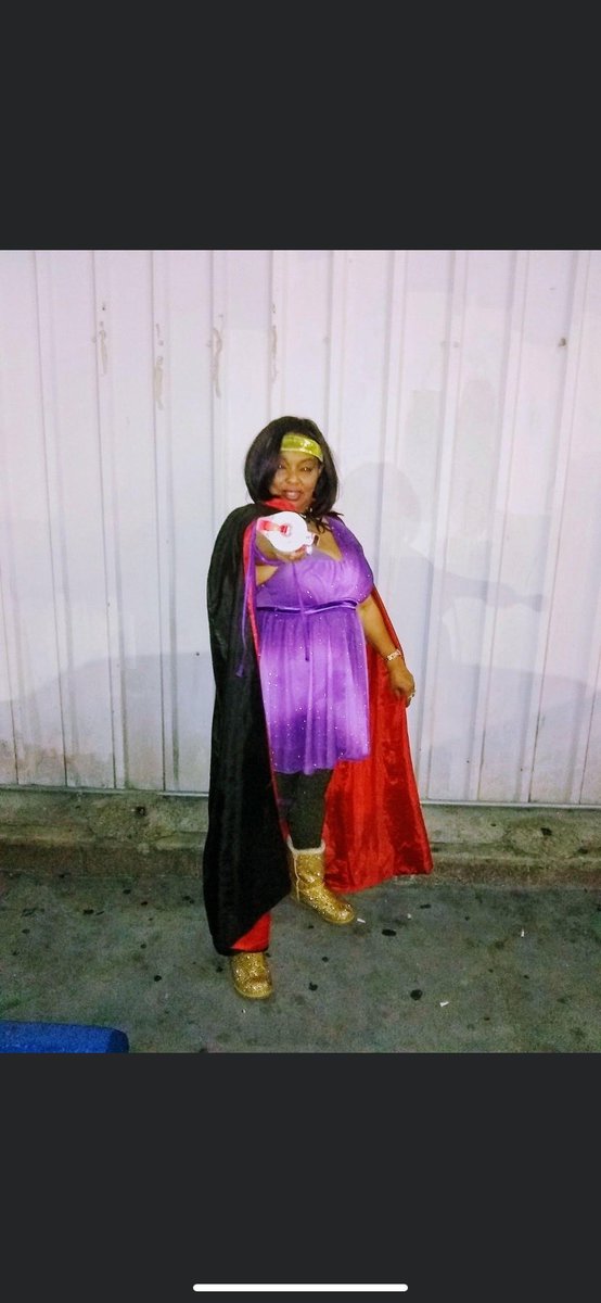 Treexpooo's tweet image. You TELL ME WHATS HAPPENING?