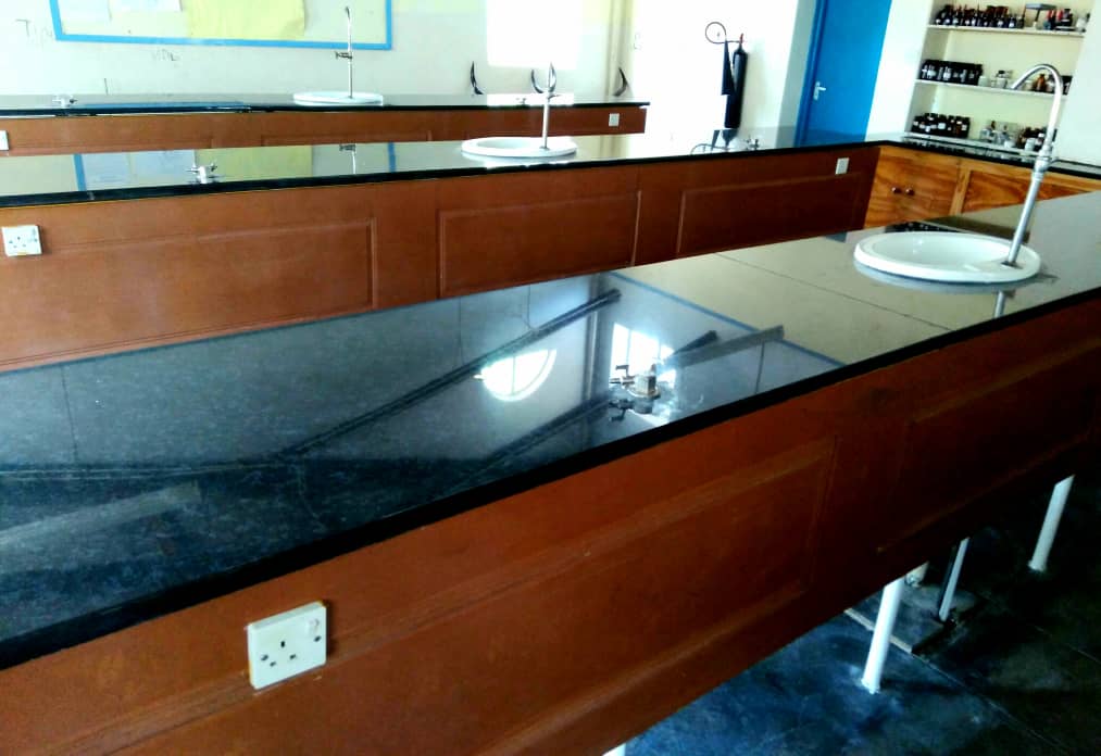 Watershed1987's tweet photo. #WatershedCollege 
WC recently underwent a significant transformation by revamping its science labs. This initiative aimed to enhance the learning experience for students and provide them with state-of-the-art facilities that foster scientific exploration and innovation. https://t.co/pmIna7Scz2