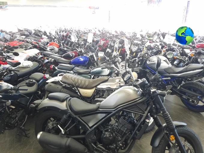 久々のバイク屋さんに来ました。うーむ、目の保養になるなぁ～( ≧∀≦)ノ 