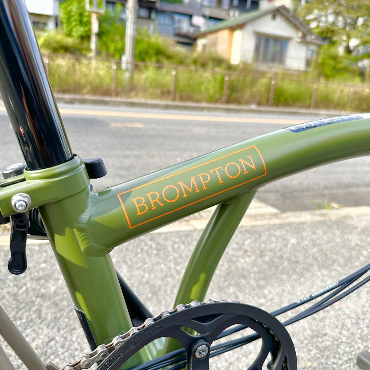 LORO_ONOMICHI's tweet image. スペシャルエディションBROMPTON xBear Grills販売中です‼️
店頭にて展示しておりますので、ご検討中の方はお気軽にお問い合わせ下さいませ☆

#尾道 #brompton #bromptonlife #mybrompton #BearGrylls