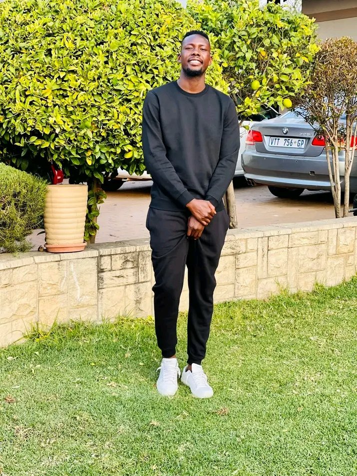 Thank god its Friday!!! morning all to u❤️