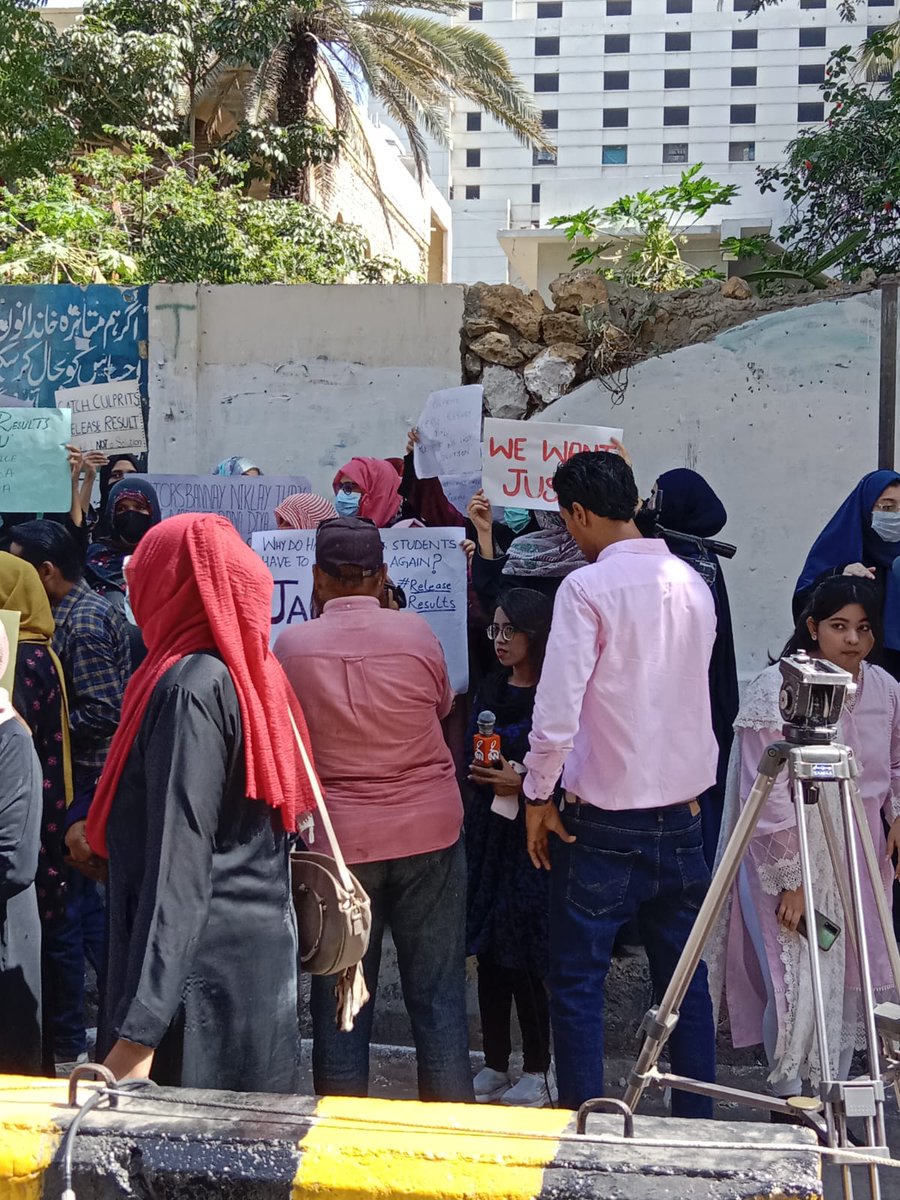gulamrasoolmem1's tweet photo. We want justice say no to reconduct mdcat we reject cm order sindh
#MDCAT #SAYNOTORECONDUCT 
@JSMUniversity @pmc_org @SindhGovt1 https://t.co/UfSMopeYlg