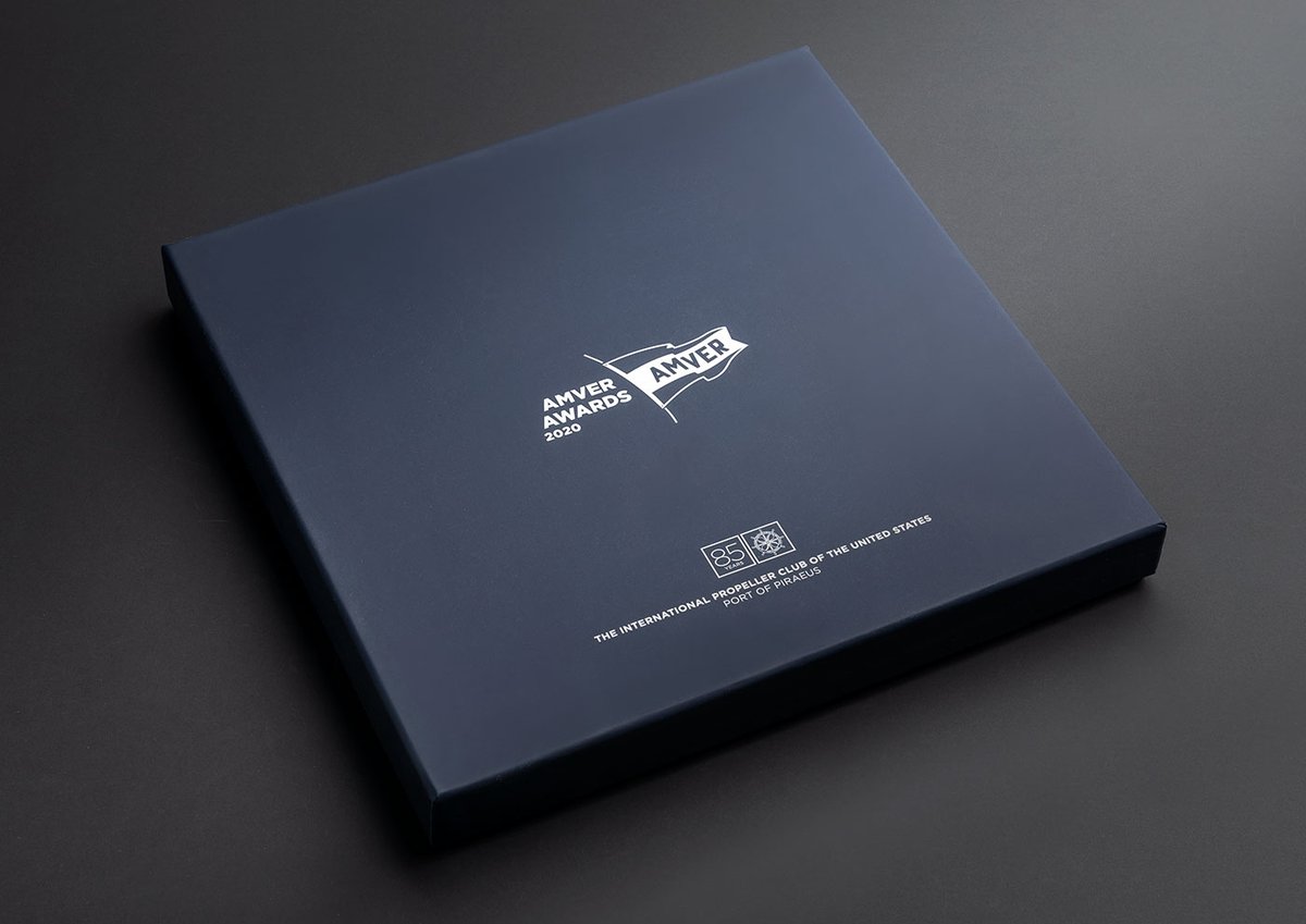 Iambepositive's tweet image. Παρουσίαση της εργασίας μας για τον κατάλογο των βραβείων AMVER 2020 για το @propclubpiraeus. Έκδοση 156 σελίδων σε κουτί. #design #editorialdesign  

behance.net/gallery/181503…
