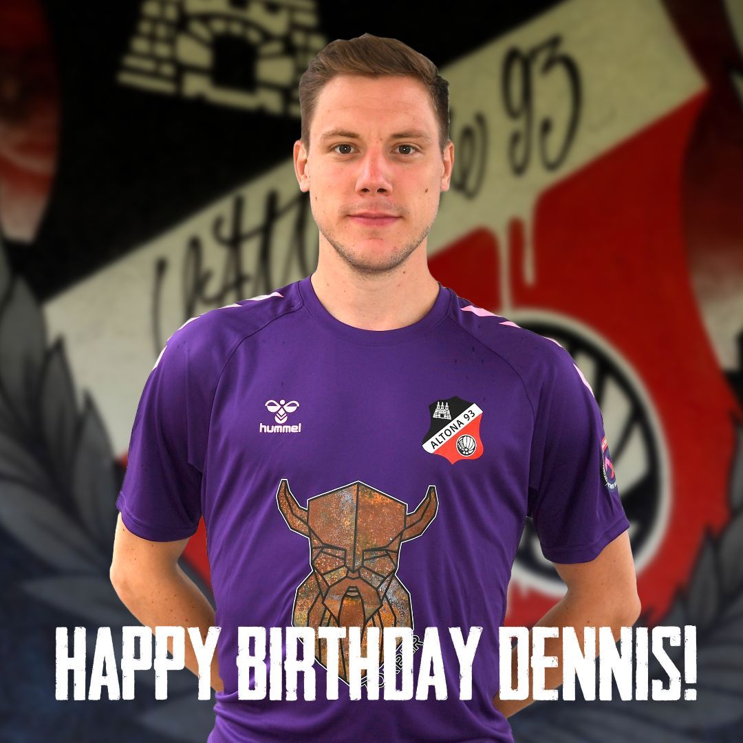 AltonaerFC1893's tweet photo. Whoop-whoop!📣  Noch ein Geburtstagskind.🤩 Wir gratulieren ganz herzlich unserem Torwart Dennis Lohmann zum Geburtstag.🥳 Wir wünschen dir alles Gute, Glück und Gesundheit.😍  Lass dich heute ordentlich feiern.🎂 🎁 🍾 #altona93 #hamburg #oberliga #wirsindalleeinervonuns #afc93 https://t.co/oHf5CCqVk3