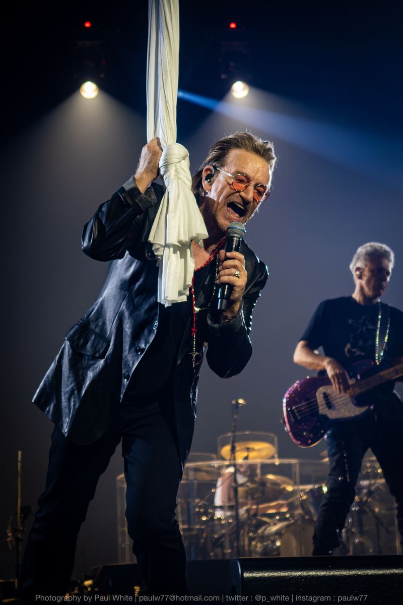 U2start's tweet photo. Since opening night we've added hundreds of high-quality photos to our show pages. Thanks to amazing photographers who are capturing U2's residency at its best.

Explore them all or share yours: https://t.co/D7ZFseMOU4

📷 by Ayaz Asif, Paul White, Phillip Lebowitz and Rich Fury https://t.co/omOUz246dA
