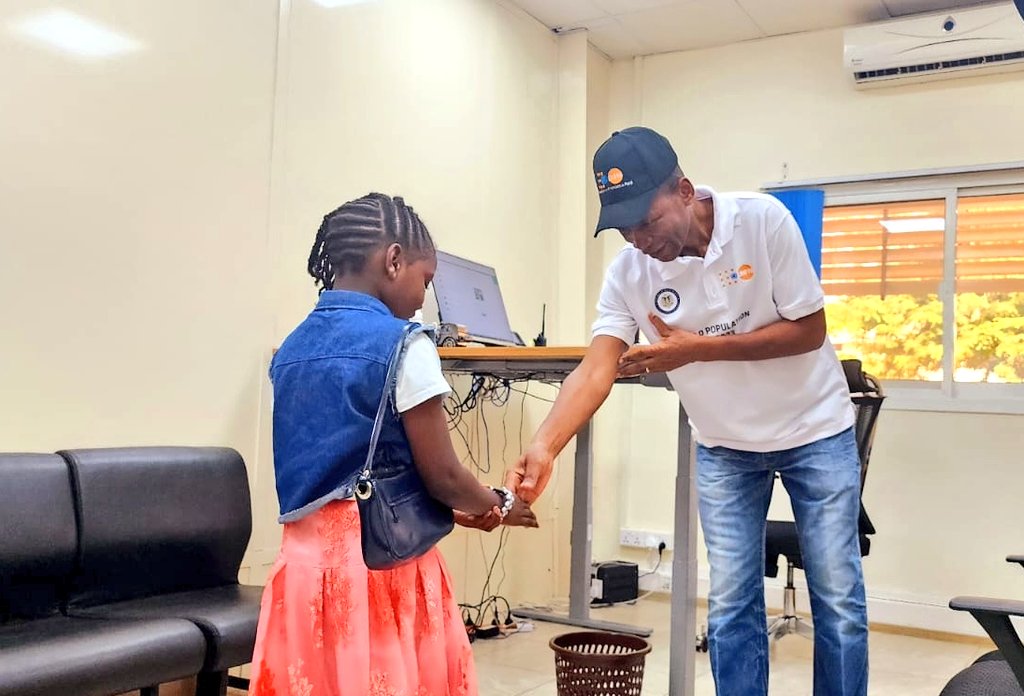 OlajideDemola's tweet photo. "Growing leadership is like planting trees under whose shade one may sit in the future." A deep pleasure to hand over the duties of Representative @UNFPA 🇸🇸 to @GenesisSiapai for today. #LetGirlsLead #Rep4ADay #IDGC2023 #Musharaka4Tanmiya @UNFPASouthSudan https://t.co/AyJ001D9qA