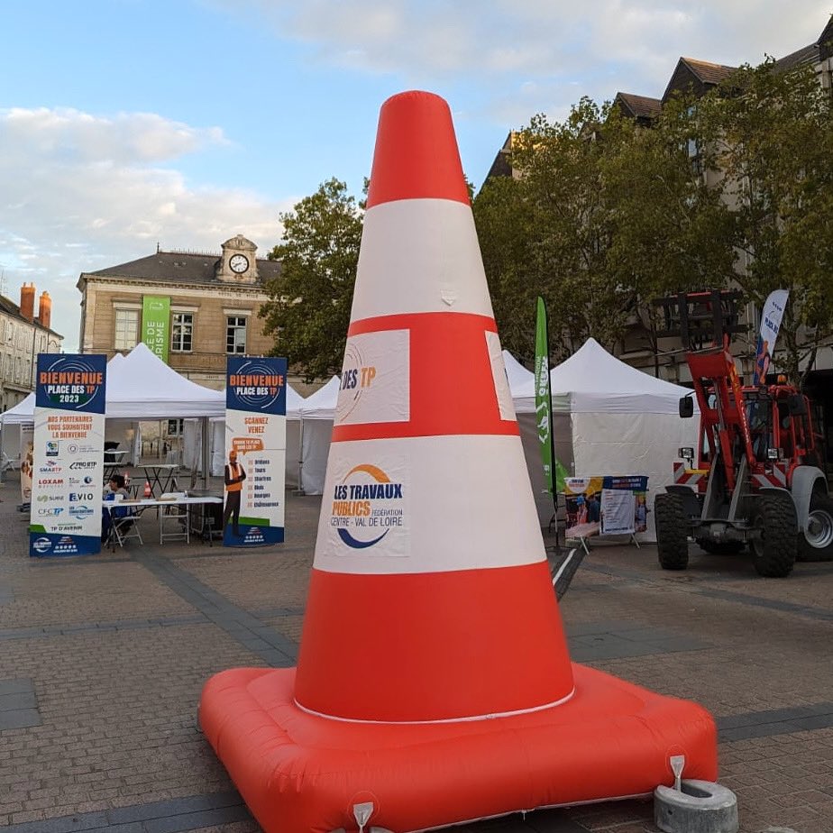 🦺PLACE DES TP CHÂTEAUROUX 🚧

Montage en cours ! 👷

La tournée se poursuit, rendez-vous aujourd'hui dès 9h place de la République à Châteauroux.

<a href="/Chateauroux36/">Châteauroux Métropole</a> 

#Placedestp #frtpcentrevaldeloire #frtp #travauxpublics