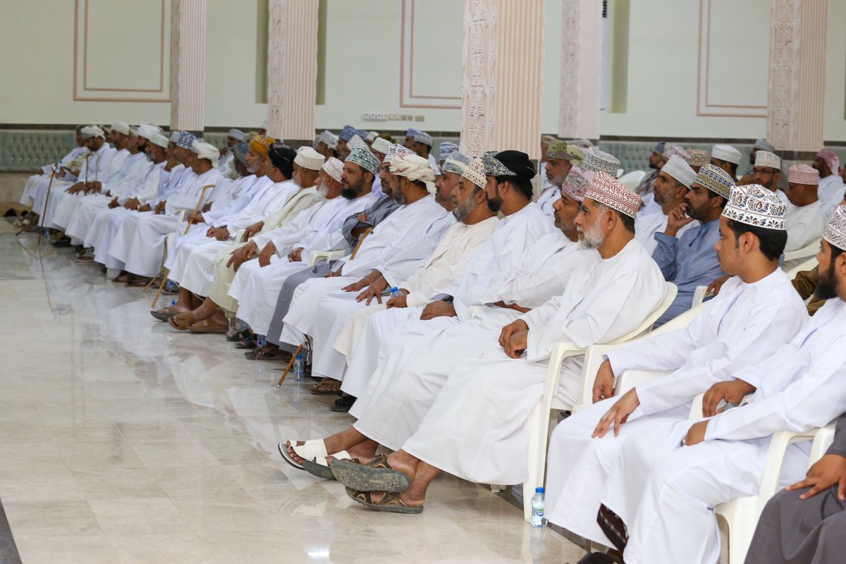 Mohammed_Samail's tweet photo. الحمد لله أنهينا ليلة الجمعة اللقاءات الانتخابية. وميزهما المشاركة المجتمعية اللافتة. وبعد أن اطلع الجميع على ما حققنا وفريق العمل خلال الفترة الماضية صغنا سويا استراتيجية المرحلة القادمة والتي ستكون أكثر نصجا وتركيزا. سائلين الله الوفيق وأن يعيننا لخدمة عمان وولاية سمائل. https://t.co/QDdwzaNbZD