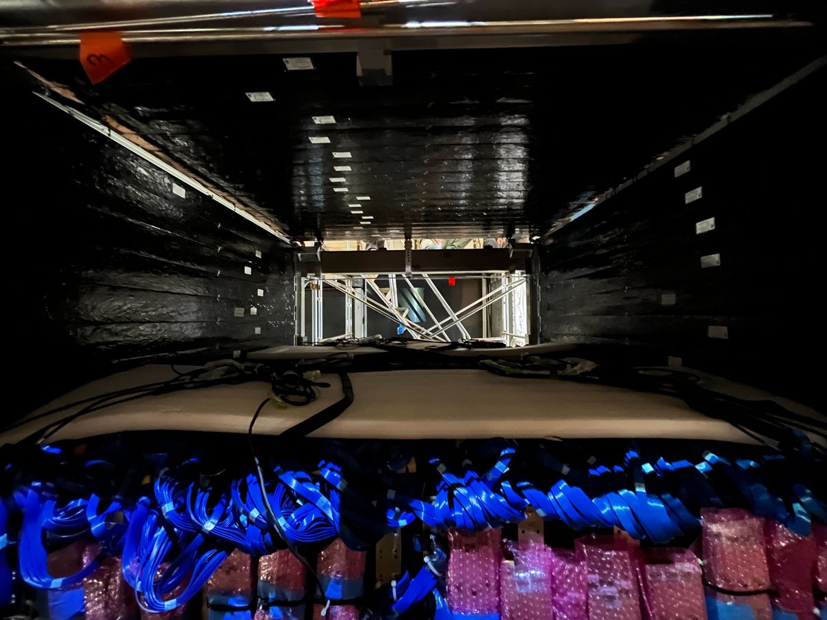 🌟Continuing the milestone streak: two more TOF planes have been successfully installed. A big shoutout to our dedicated team for their hard work and commitment. The journey continues!
#ND280upgrade #T2K #JPARC