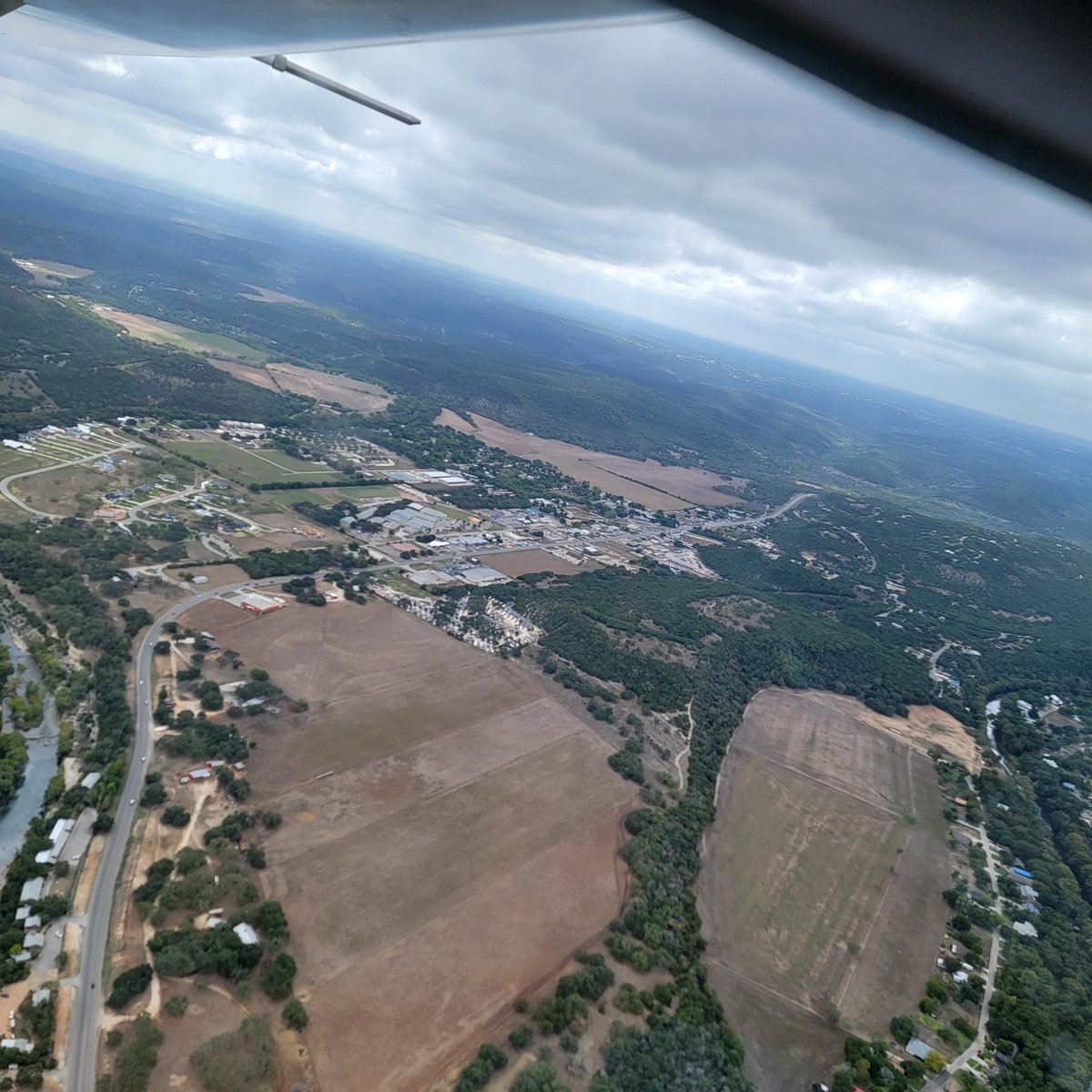 DeltaV_4's tweet photo. Flew the Remos GX for the first time today, funnest plane ive ever got to fly https://t.co/3D7u1Gvl9O
