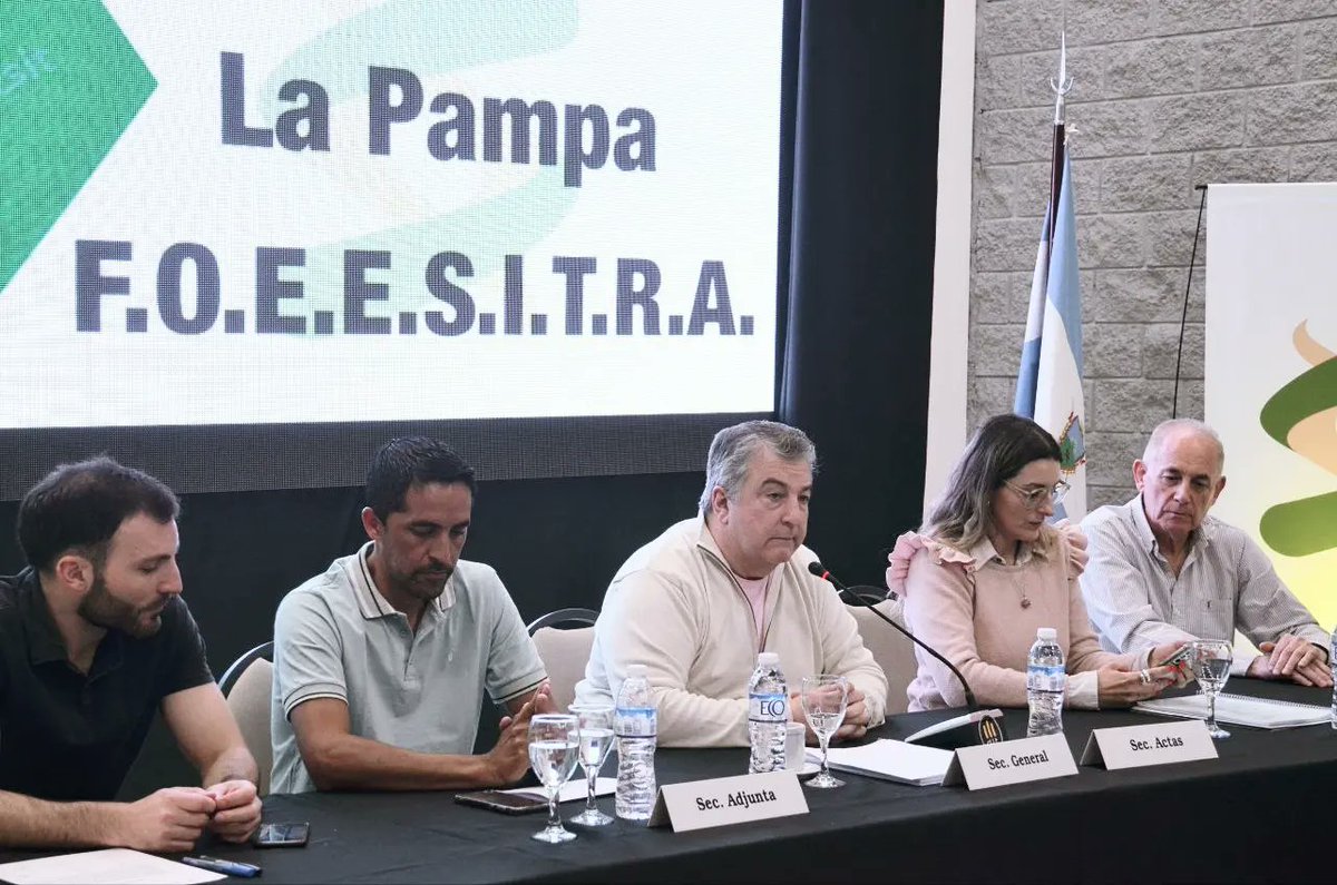soeesitlp's tweet photo. Asamblea General Ordinaria.
Con numerosa asistencia de Trabajadores y Trabajadoras de Cooperativas y Empresas se llevó adelante la Asamblea General Ordinaria del SOEESITLP.
#Soeesitlp
#Foeesitra
#Telecomunicaciones https://t.co/z9Csg7PRjZ