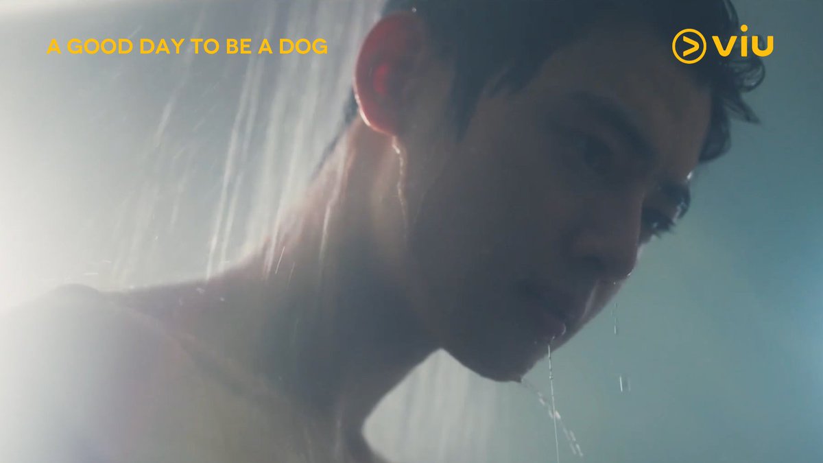 Viu_PH's tweet photo. Tatlong bilyon, braso mo lang ang aking gusto. Ipitin mo kahit na masaktan mo ako. 🥲 https://t.co/sictIJ481I