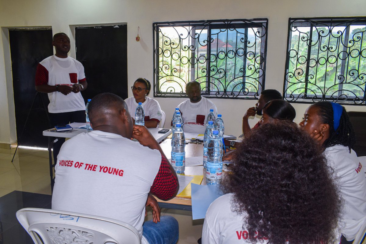 incredible_ti's tweet photo. Recent #VOY #GA on Oct 11 at the HQ in #Bokwai, #Buea. Together, we're #shaping the future of VOY, exploring new #horizons. 🚀Memorable as a team member shared her inspiring journey post VOY's 'Training of Trainers.' Our '#CAPACITY' drives VOY org forward. #CommunicationsOfficer https://t.co/OqR5NoYQBV