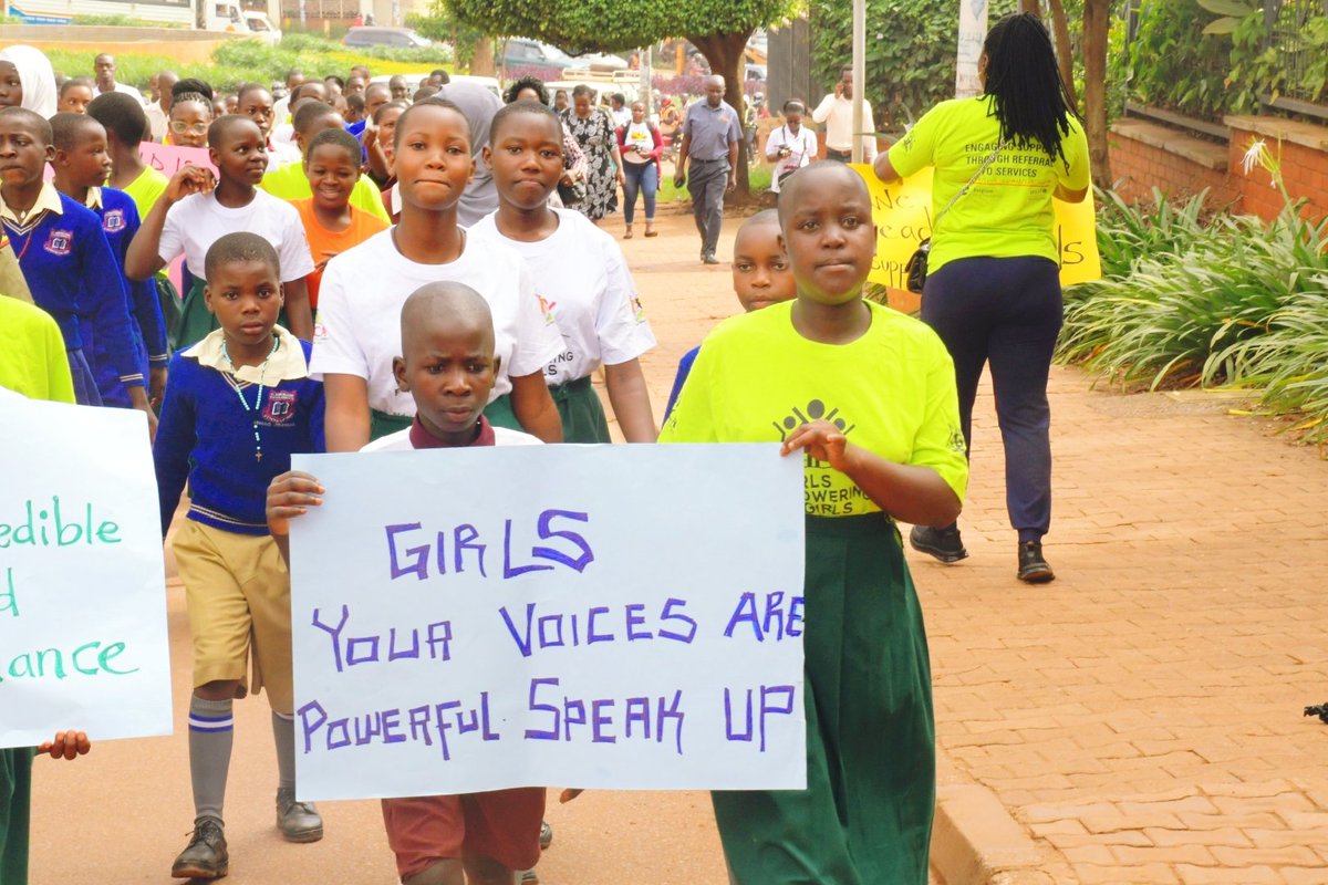 Plan International Uganda (@planuganda) on Twitter photo Today, we're continuing to celebrate girls!
As part of our International Day of the Girls celebration, We have joined <a href="/Educ_SportsUg/">Ministry of Education and Sports - Uganda</a> and <a href="/Moglsd_UG/">Ministry of GenderUG</a> with an inspiring match. Young girl's have displayed placards with powerful messages.
#DayOfTheGirl
#GirlsGetEqual Today, we're continuing to celebrate girls!
As part of our International Day of the Girls celebration, We have joined <a href="/Educ_SportsUg/">Ministry of Education and Sports - Uganda</a> and <a href="/Moglsd_UG/">Ministry of GenderUG</a> with an inspiring match. Young girl's have displayed placards with powerful messages.
#DayOfTheGirl
#GirlsGetEqual