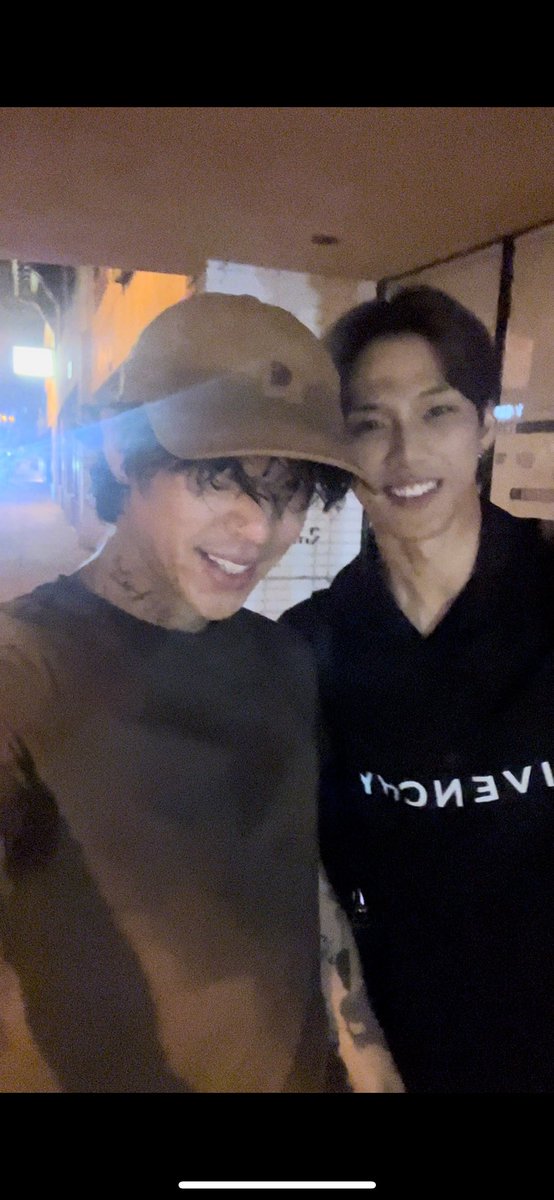 TAN_official tweet media