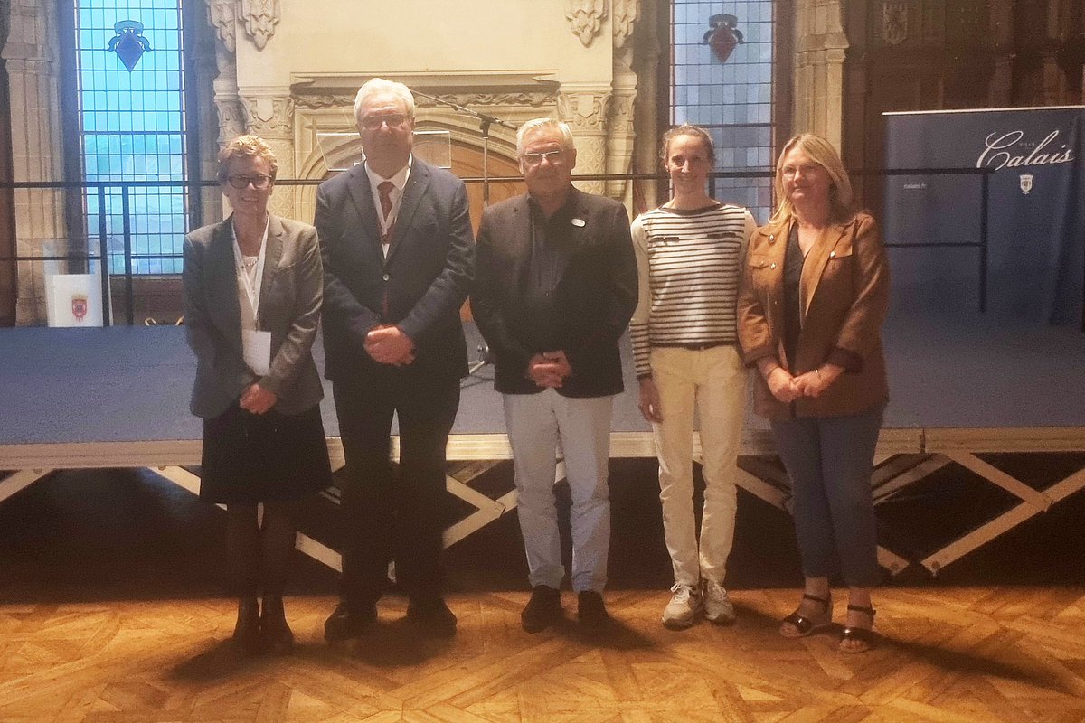 fBariseau's tweet photo. A l’approche des JOP, le @Cdos62 , l’@ULCO_Univ et le Comité Pierre de Coubertin @andre_leclercq3 mettent à l’honneur les valeurs de l’olympisme « excellence amitié respect » au travers d’activités sportives, de conférences et colloques  @hautsdefrance . https://t.co/EbRiXqcNpd