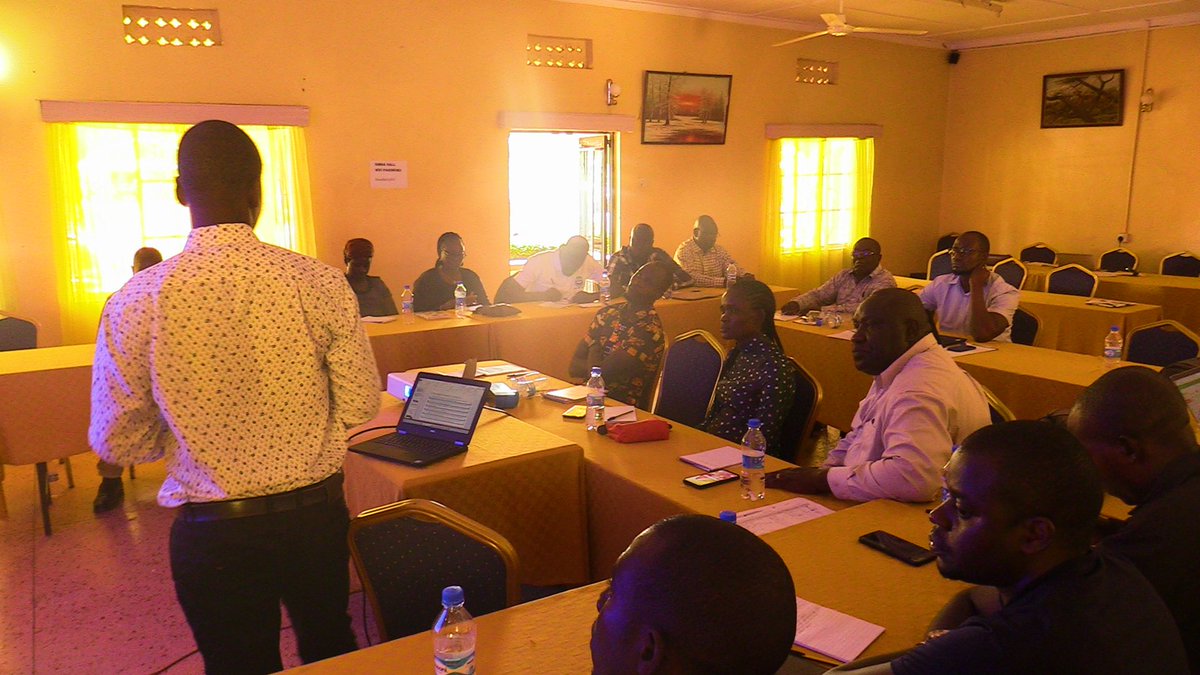 Cedc_ke's tweet photo. Key emerging issues on County Low OSR collections;
1. Lack of setting realistic targets on revenue streams
2. Existing loopholes that causes revenue leakages
3. Lack of policies to collect in some revenue streams
4. Lack of automated revenue collection systems
#BudgetTracking https://t.co/GG74mU8iS4