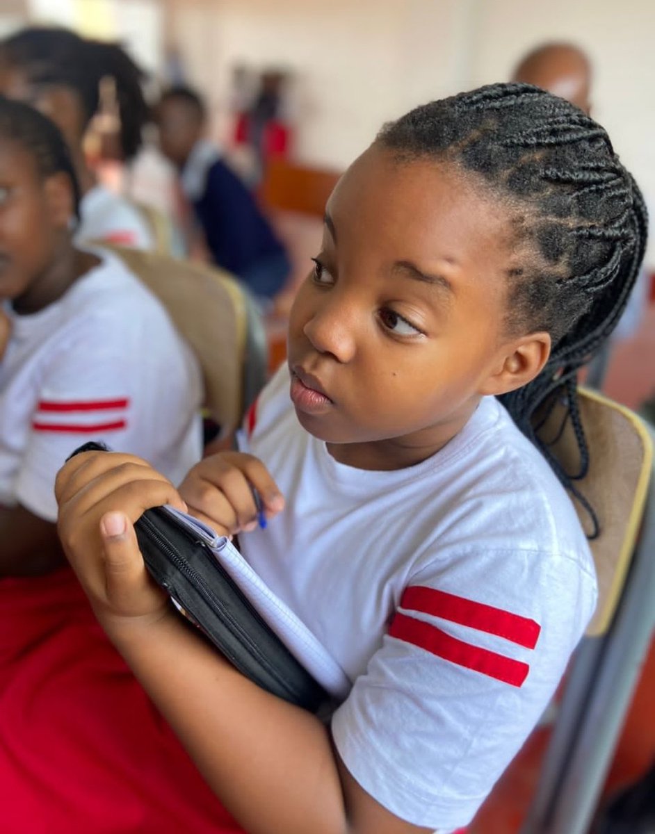 Grateful for the oppprtunity to speak with these young bright minds in KNLC Academy about careers in medicine and health. Their enthusiasm was inspiring. Continue working hard and I pray you enjoy good success!