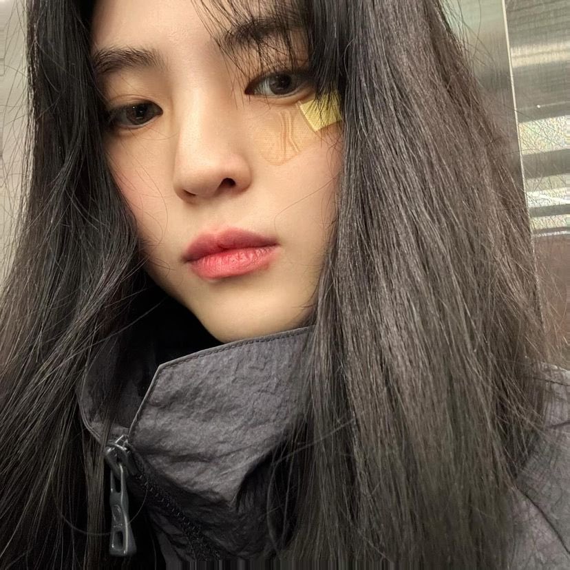 hansoheeglobal's tweet photo. Han Sohee instagram update

🏴‍☠️

#HanSohee #한소희 https://t.co/NDLrDZebnS