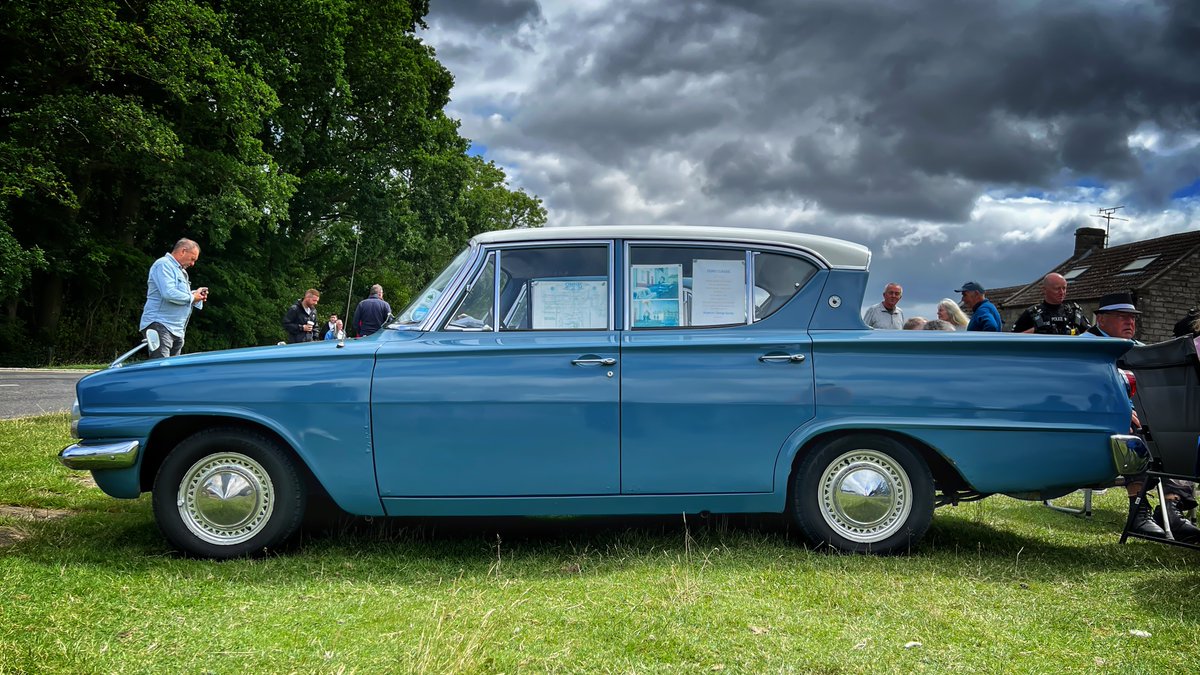 pmhimages's tweet photo. Ford Consul Classic in profile

Prints, downloads etc available on the full Heartbeat gallery on https://t.co/Fq2V5ATdP6

#Ford #ConsulClassic #Heartbeat #car #cars #carenthusiast #carenthusiasts #petrolheads #britishmotors #britishmotorenthusiast #classicbritish #britishcars https://t.co/CnfMmhRkwi