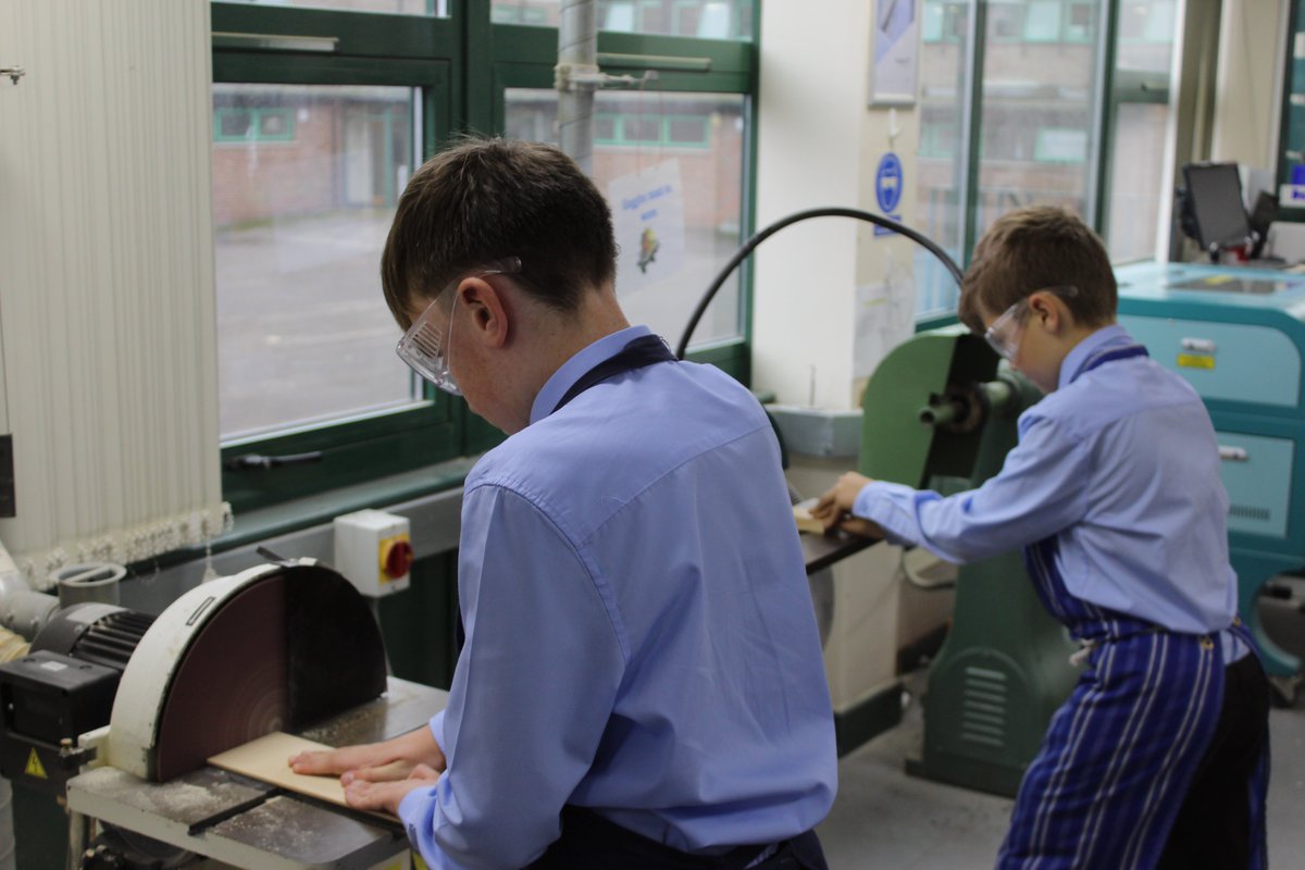 On Thursday 12 October we welcomed Year 7 families into school for an information evening. Our Year 7 students have settled in well and it was lovely to meet new families and see familiar faces. We look forward to watching the students progress during their time with us.