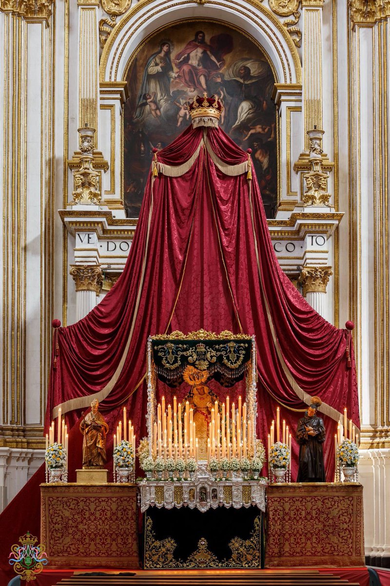 HdadEsperanza's tweet photo. 👑 V ANIVERSARIO DE CORONACIÓN DE NUESTRA SEÑORA DE LA ESPERANZA.

“Que la Niña de Santa Ana, viene envuelta en los piropos, con los que pinta Granada, verde y oro el firmamento, de Esperanza Coronada”. https://t.co/B5LJrKUNnR