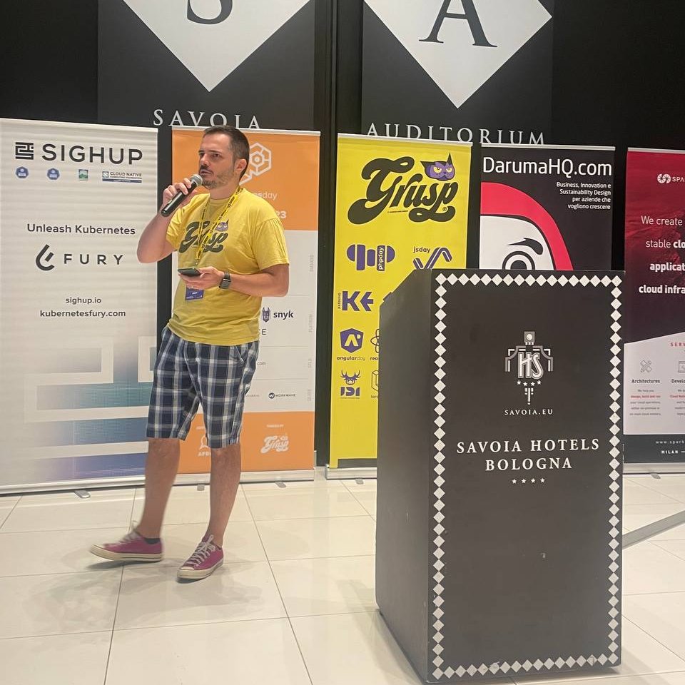 devsecopsdayit's tweet image. Comincia la prima edizione di #devsecopsdayday 😍
Giulia Tosato ed @edodusi sono in grande spolvero!
Se ci segui da remoto prepara le domande in chat
#devsecopsday23 #DevSecOps #DevOps #Cybersecurity