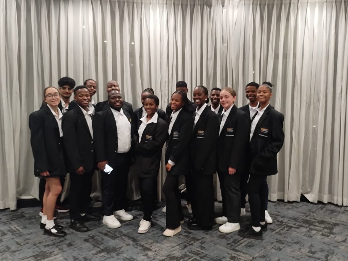 NMCF_SA's tweet photo. Last week, @nmcf_sa and @The_DSD joined forces to induct the new Nelson Mandela Children’s Parliament’s (NMCP) provincial child ambassadors, promoting child participation in South Africa. 🇿🇦
Best wishes to the new ambassadors on this exciting journey! 🏆
#NMCPAmbassadors #NMCF https://t.co/422TNJyiQm