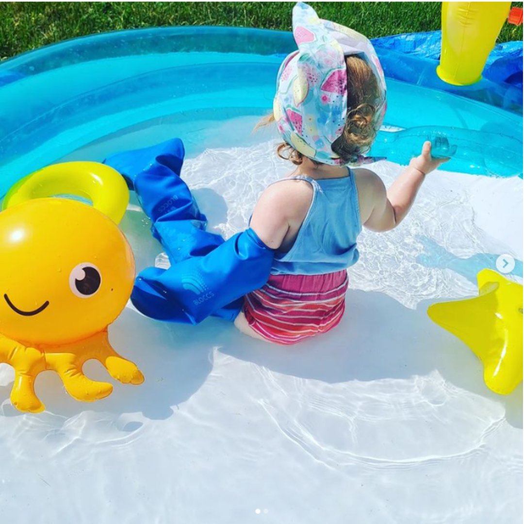 Bloccswater's tweet photo. A broken bone won't keep you on the sidelines any longer. Bloccs waterproof cast covers are designed to keep water out, so you can continue your outdoor adventures worry-free. ๐๏ธ๐ดโโ๏ธ #WaterproofCastCover https://t.co/us2ExtK97q