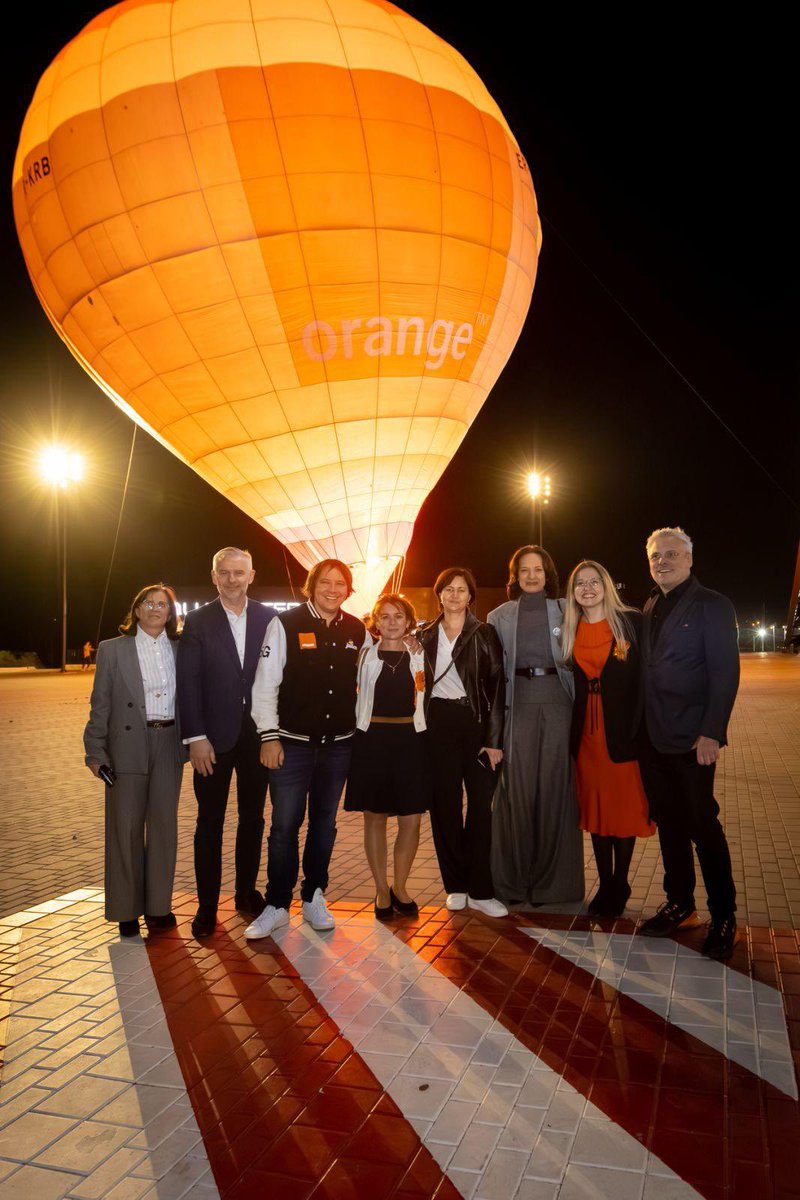 Live a lifetime in a day! That was the feeling during our 25# Anniversary @OrangeMD Thank you for your leadership dear Europe team @mno_jl @chris_luginbuhl and amazing Orange 🇲🇩 CEOs @Liudmila_Climoc @jducarroz @mariusz_gatza Happy Birthday Orange Moldova 🇲🇩 #Orange25ani