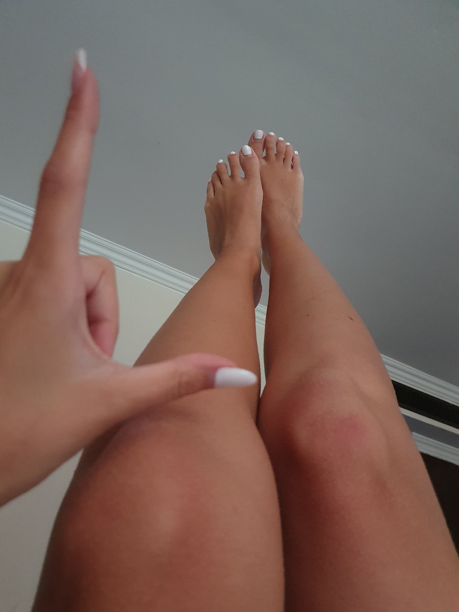 Na loser? Kannst den Blick mal wieder nicht abwenden? ⚠️
Kein Wunder bei dieser Perfektion