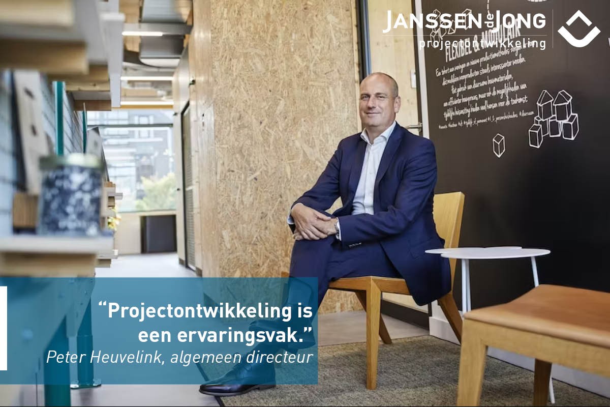 Na ruim vijftien jaar is Peter Heuvelink terug op het oude nest, maar nu als algemeen directeur van zowel Janssen de Jong Projectontwikkeling als conceptontwikkelaar Revolve Development.
#Cobouw ging met hem in gesprek. Lees hier het hele interview bit.ly/3trXv0R