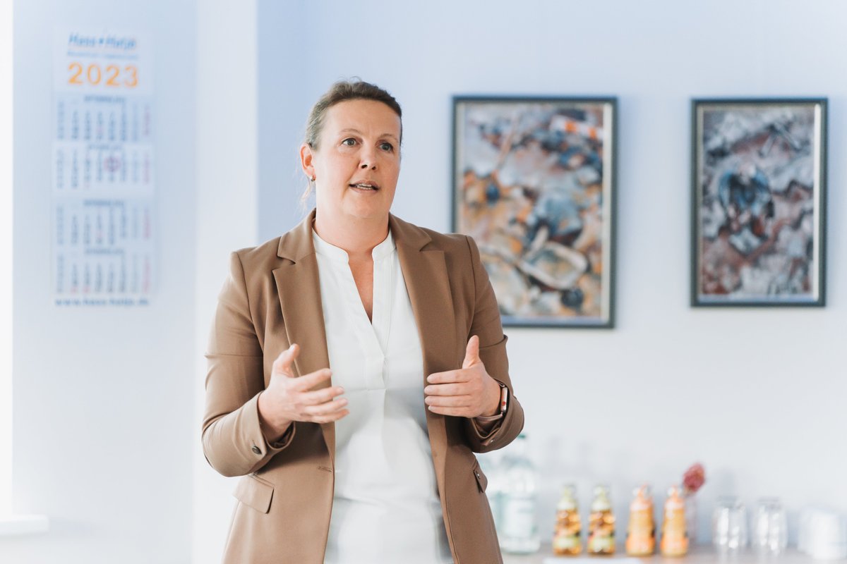 Herzlichen Glückwunsch! Zum dritten Mal hat sich Hass+Hatje mit dem AGA-Siegel "Anerkannt Guter Ausbilder" zertifiziert. Das Unternehmen unterstreicht dadurch erneut seine sehr hohe Qualität in der dualen #Ausbildung. #HR #employerbranding #team #dualeausbildung