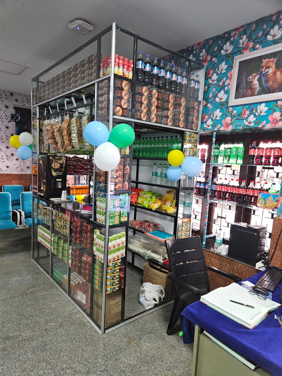 🌬️ Cool Comfort at Calicut Station's New AC Waiting Hall on Platform 4! 💨✨

 Stay refreshed with in-house refreshments for just ₹30/hour. Opened today! 🚆❄️

#CalicutStation #ACWaitingHall #Passengercomfort #southernrailway