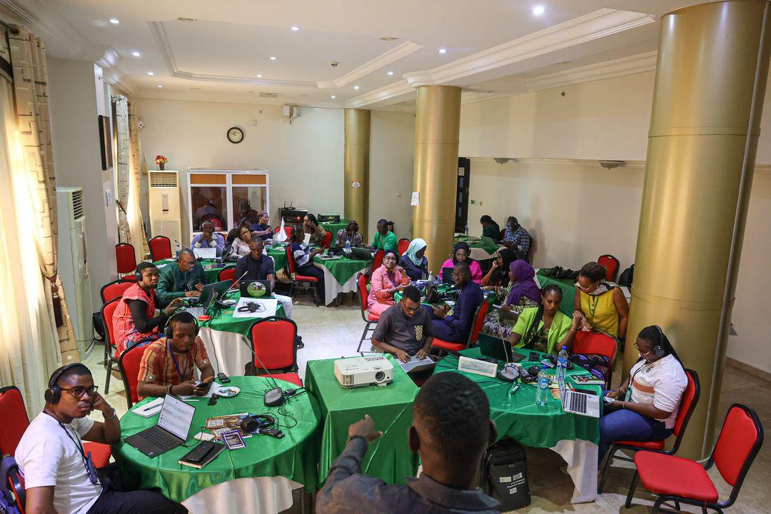 #AACJ #Meeting #Abuja 🕹️

La deuxième jour est accès sur  le modèle de stratégie et de planification du plaidoyer de l'AACJ et comment relier la question clé autour du plaidoyer mondial pour la justice climatique et localiser les messages régionaux et locaux. 

 #AYC #senegal
