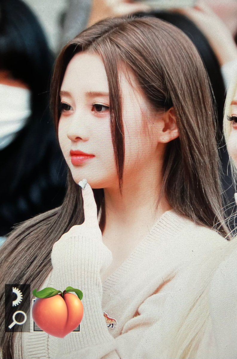 happy_NY_'s tweet photo. 231013 뮤뱅 출근 플뷰
#ナヨン #나영 #Nayoung
#라잇썸 #LIGHTSOME #ライッサム https://t.co/Fn3wjz7iXU