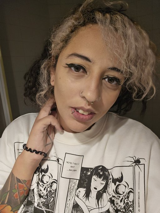 Mornin' https://t.co/IDGoOtEbSo<a href="/tag/stripchat"class="tags"><span>#stripchat</span></a><a href="/tag/stripchatlive"class="tags"><span>#stripchatlive</span></a>