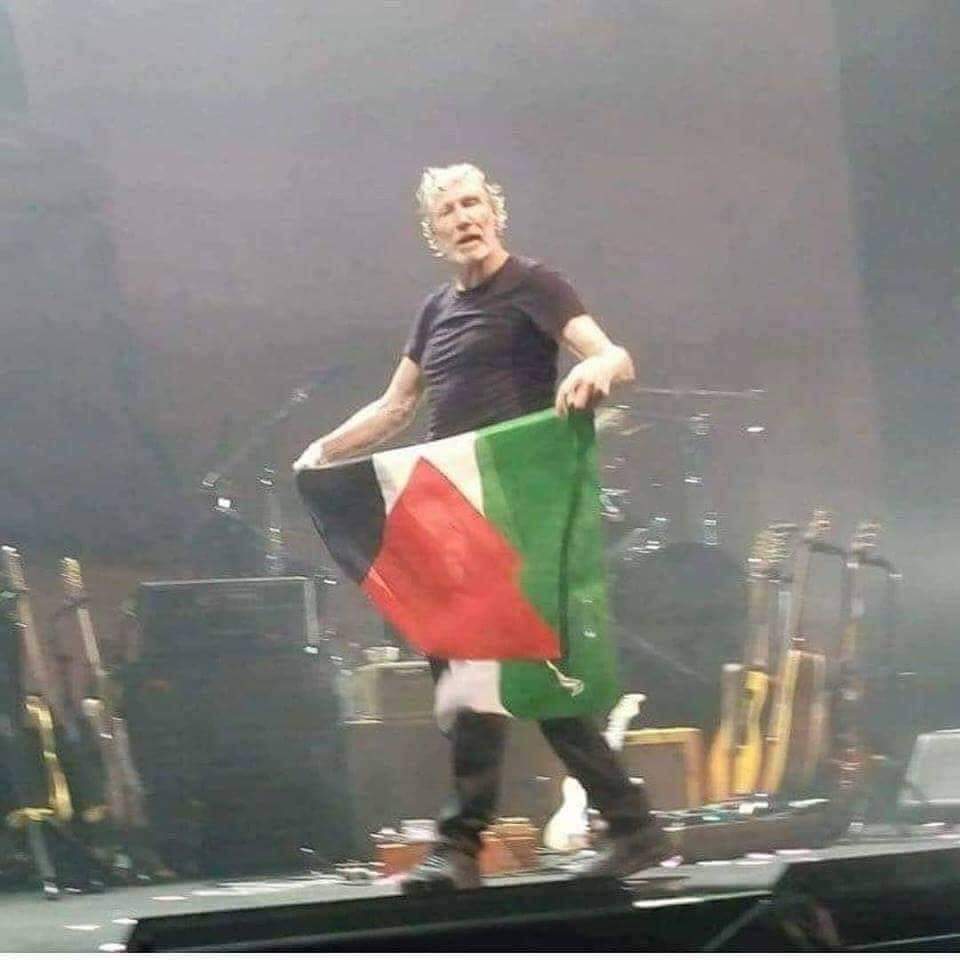 _AmranFans's tweet photo. The legend, Roger Waters from Pink Floyd  🇵🇸 https://t.co/vFoS0MJk8r
