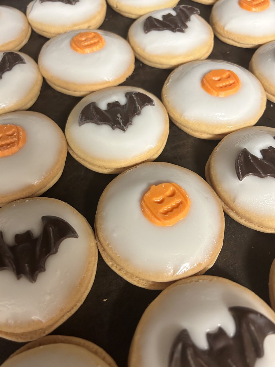 No tricks just treats! #halloween #scottish #baking