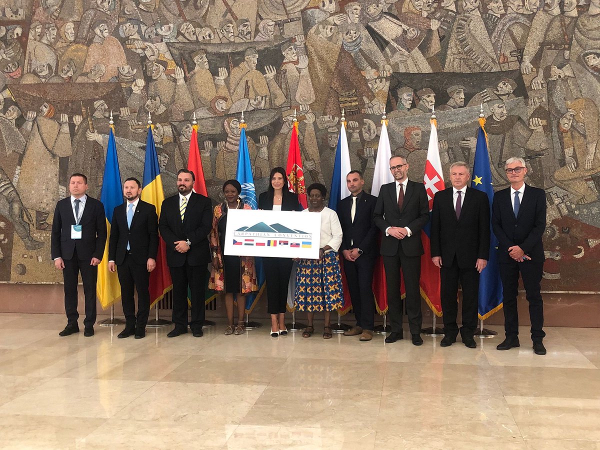 UNSerbia's tweet photo. 📢 Exciting News! #Serbia and #Romania have committed to the collaborative management of Djerdap in 🇷🇸 and Iron Gates Natural Park in 🇷🇴as a Transboundary Ramsar Site under the Convention on Wetlands. @UNEP_Europe #COP7
Find out more https://t.co/oAv808EVuH https://t.co/OoON6Db9eQ